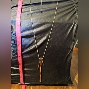 Elegant Gold Necklace with Pendant